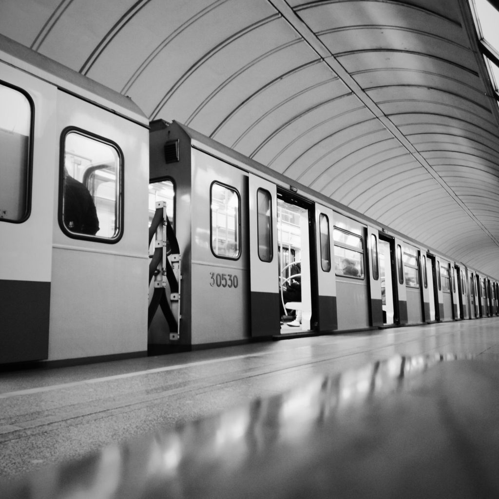sunriseforever-underground-carriage-7574106